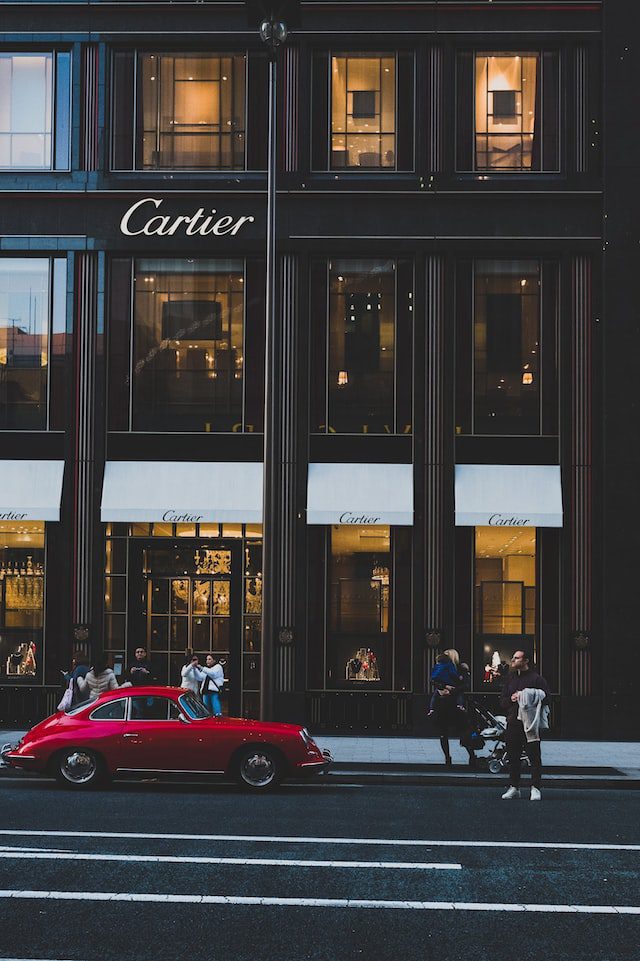 A Glimpse Into the World-Famous Cartier Boutique on Fifth Avenue